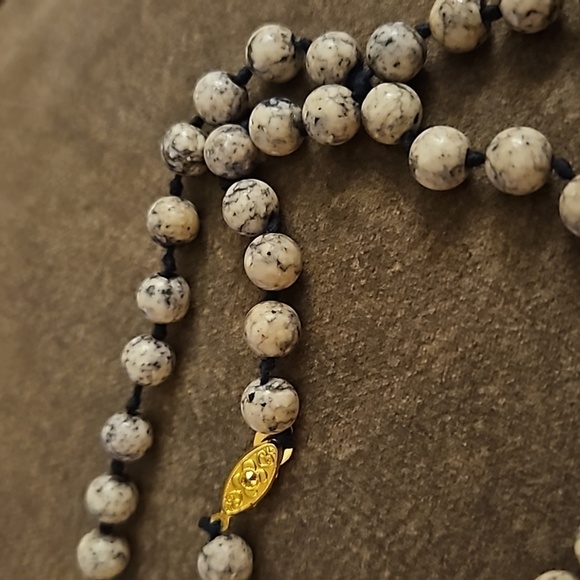 VTG HANDMADE Jasper Bead Knotted Necklace - Picture 6 of 7